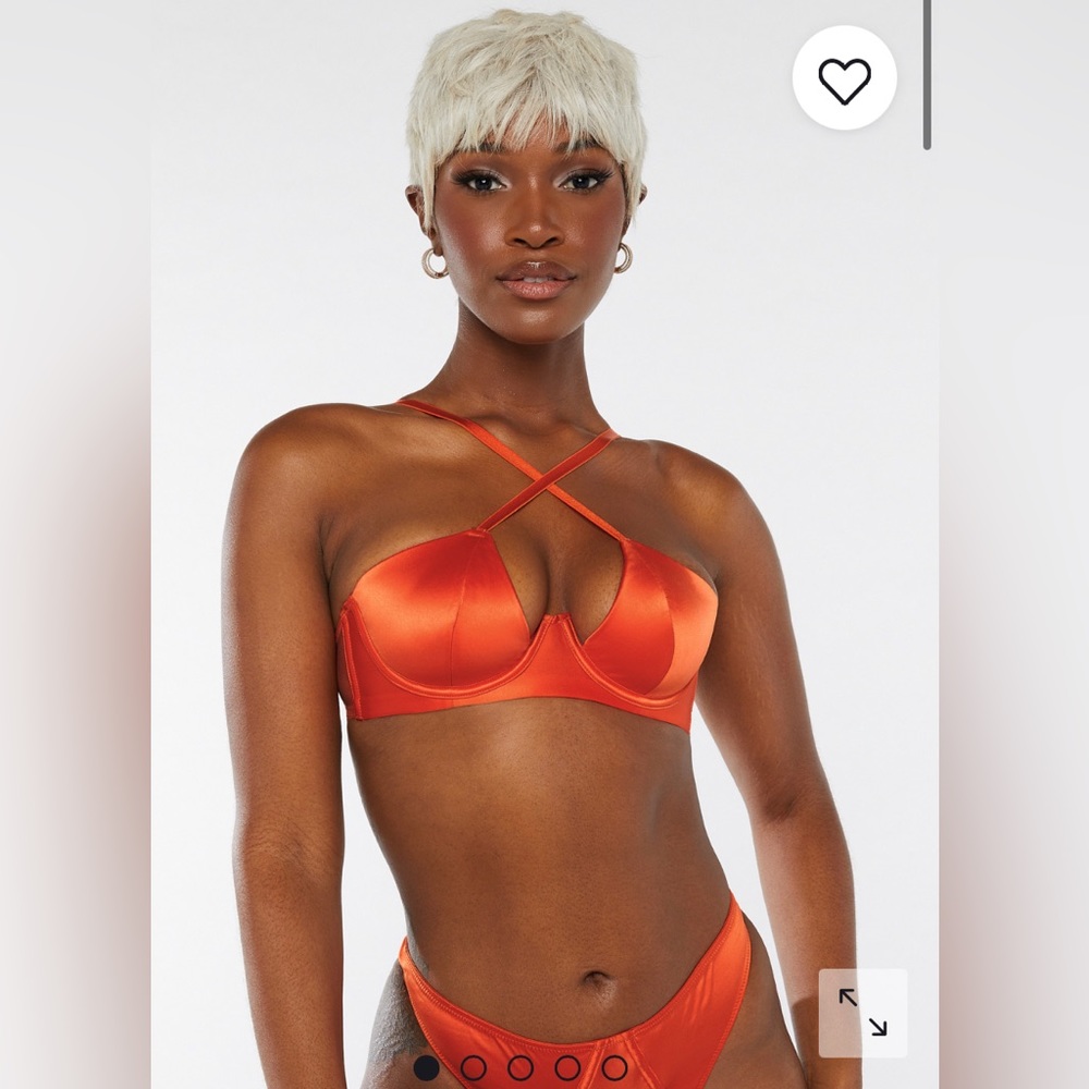 SAVAGE X FENTY Sharp Satin Fashion Bra and Thong